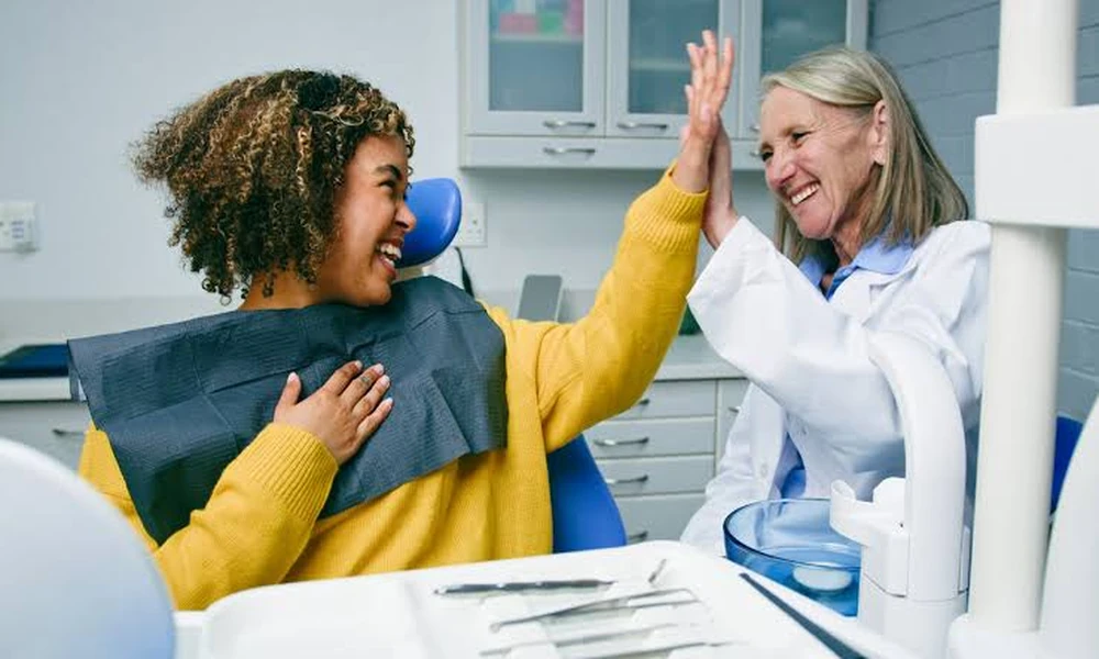 Top 7 London Cosmetic Dentists for Patients with Limited Hand Dexterity